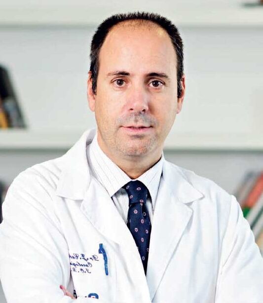 Doctor Plastic surgeon Julio Carlos