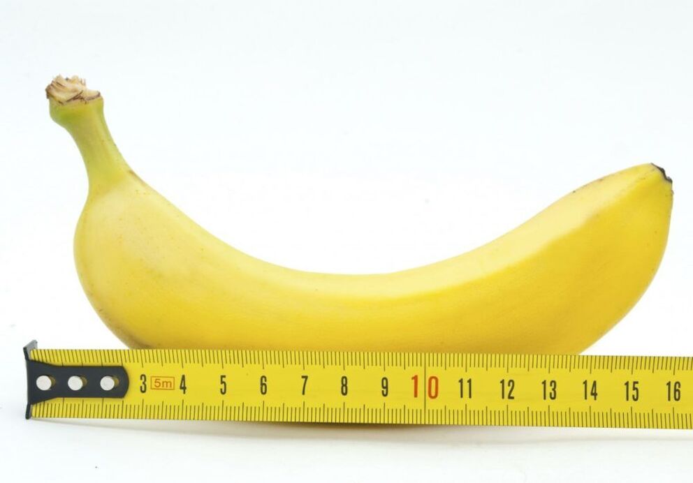 Using banana as an example to measure penis size
